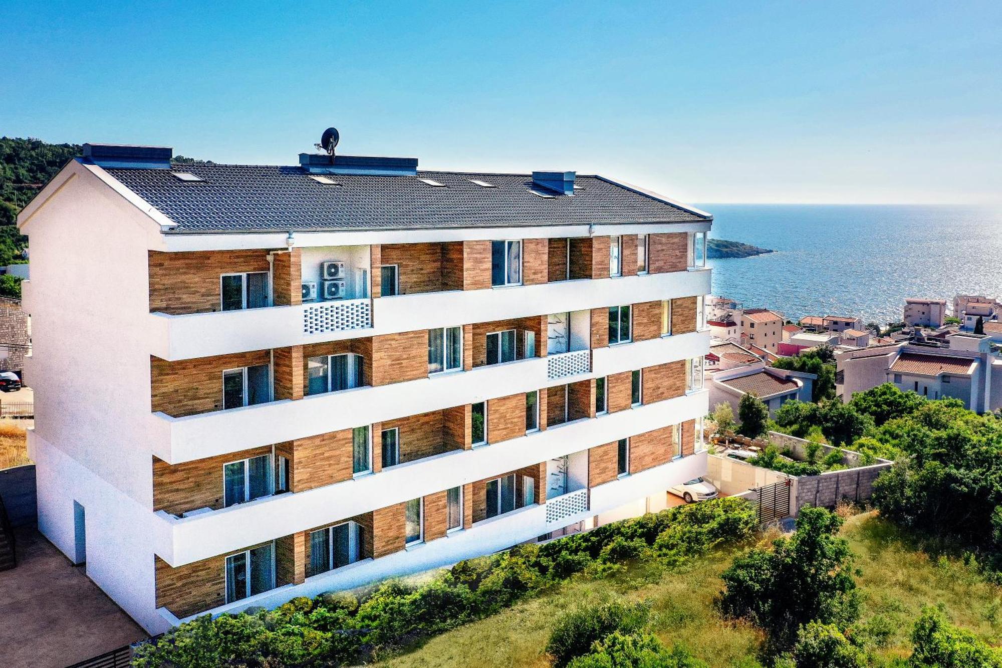 Apartments Magic Box II Utjeha Exterior foto